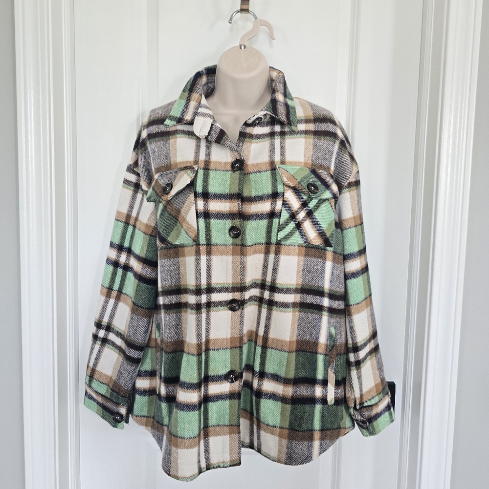 NWOT Staccato Plaid Flannel Jacket in Green, Brown, and White Sz Small